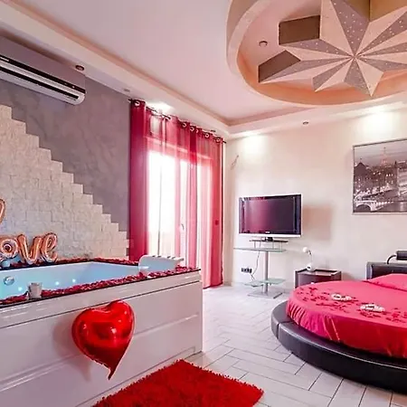 Suitehouse - With Jacuzzi & Comfort Appartement