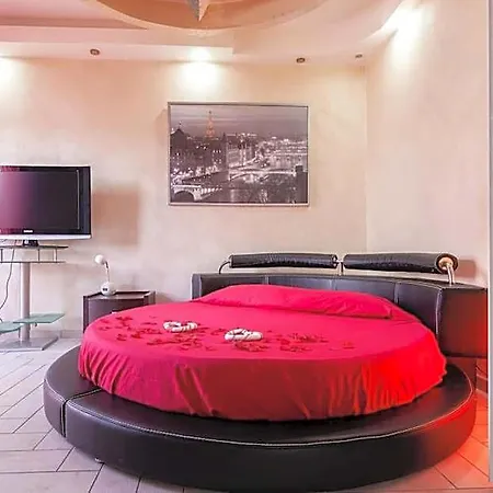 Suitehouse - With Jacuzzi & Comfort Appartement